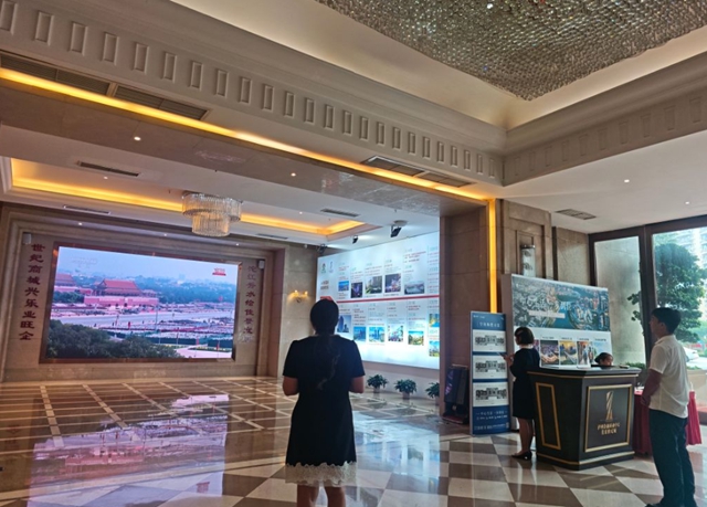 佳乐集团组织员工观看纪念中国人民抗日战争暨世界反法西斯战争胜利80周年大会(图10) 乐10.jpg