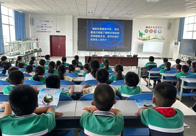 新学期,新体验!看这三所学校如何“玩转”开学(图8) 8.jpg