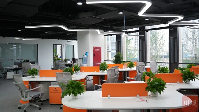 从办公场到生态圈!宜宾知名“亿元楼”跑出加速度(图4) 4.jpg