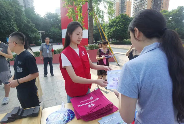 网络安全为人民 网络安全靠人民丨泸州市妇联开展2025年国家网络安全宣传周系列活动(图5) 5.jpg