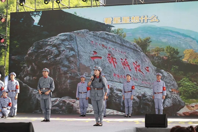 酒城工韵·地标之声:2025泸州职工原创歌曲音乐会热情上演(图8) 8.jpg