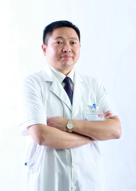 40岁父亲盯娃写作业气到心梗!医生:情绪失控真会伤心脏(图2) 家长2.jpg