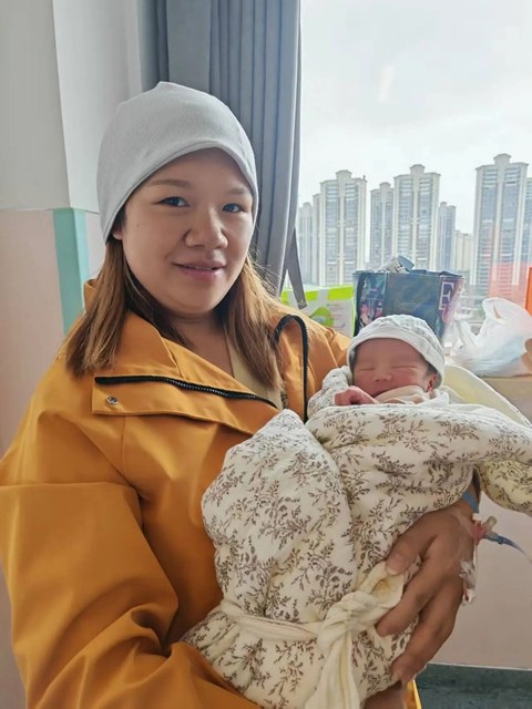 我的生日就是10月1日！西南医大附院产科喜迎15个“国庆宝宝”