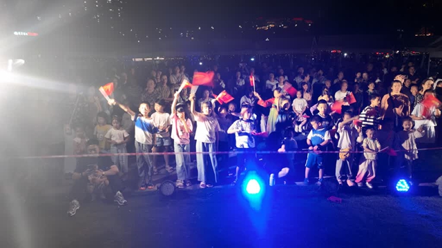 酒香引客来 歌声动四方 古蔺“双节”文旅经济活力奔涌(图6) 6.jpg