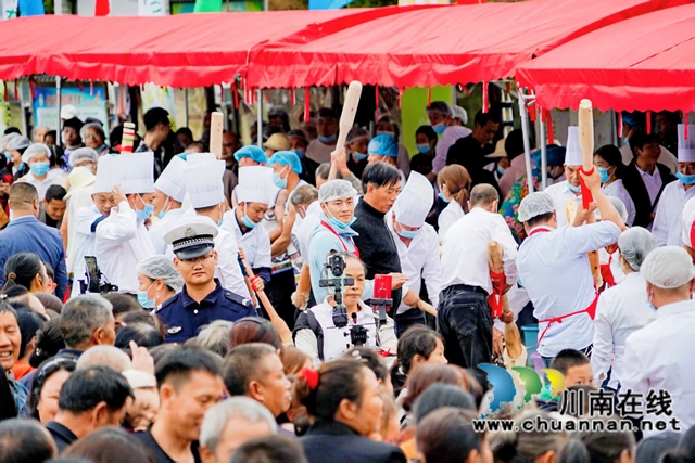 万亩猕园挂满“金果果”!古蔺县第四届猕猴桃丰收季启幕,党建引领绘就乡村振兴新图景(图27) 27.jpg