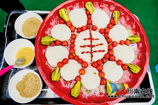 万亩猕园挂满“金果果”!古蔺县第四届猕猴桃丰收季启幕,党建引领绘就乡村振兴新图景(图26) 26.jpg