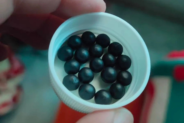 自贡一“神医团伙”被抓！