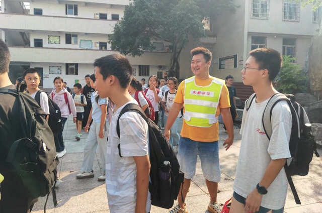 他们,比阳光更早到岗!(图9) 9.jpg