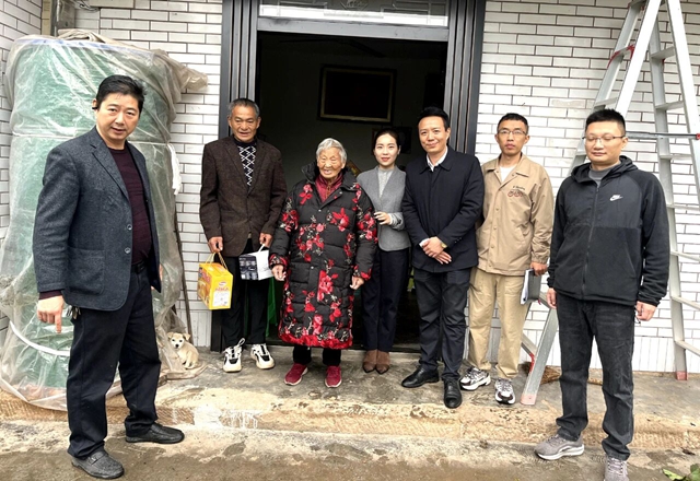 “情暖重阳 关爱相伴”——泸州福欣医院党支部开展系列敬老爱老活动(图4) 4.jpg