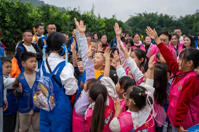 千亩园区搭台 文旅商融合唱戏|泸天化九禾探索乡村振兴新路径(图2) 化2.jpg