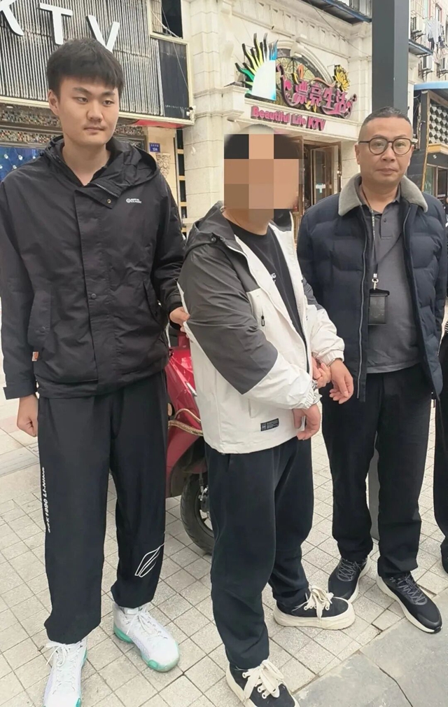 事发自贡！一男子碰瓷成功索要2000元！结果......