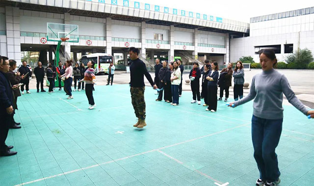 红色方向盘︱泸州公交集团党委举办第二期组工讲堂(图9) 10019.jpg