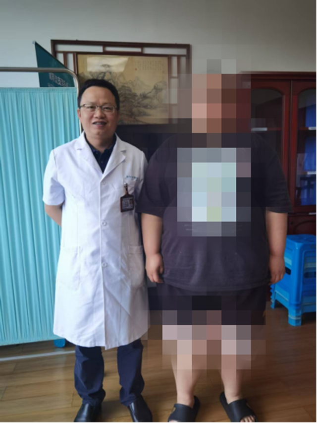 320多斤女生，切胃……