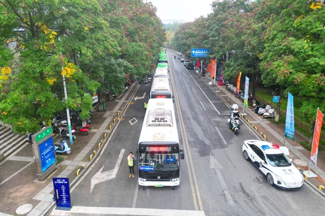 激情川超 畅享公交丨泸州公交全力做好运输服务保障工作(图1) 公交1.jpg