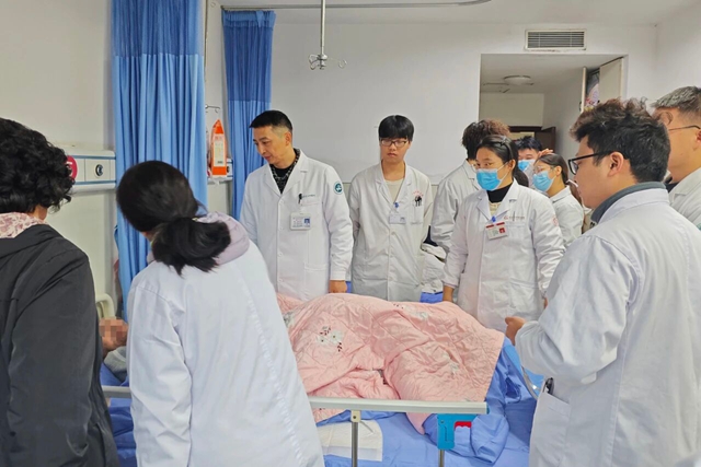 合江县中医医院:联合义诊送服务,专家护航保安康(图5) 5.jpg