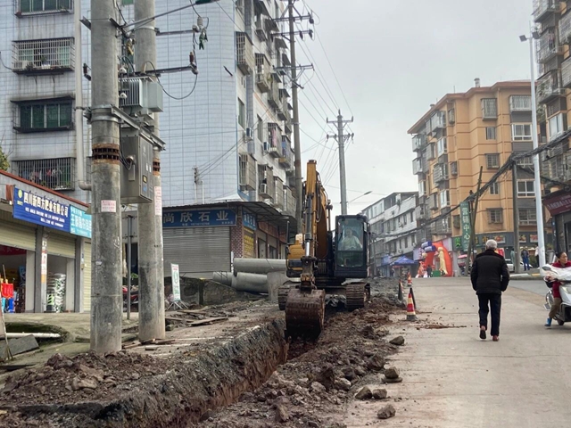 期待!泸县天兴镇这项工程正全力推进(图3) 天兴3.jpg