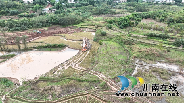 良田筑牢粮食安全根基|泸县高标准农田建设绘就乡村振兴新图景(图3) 牛滩镇王坝村高标准农田建设2.jpg