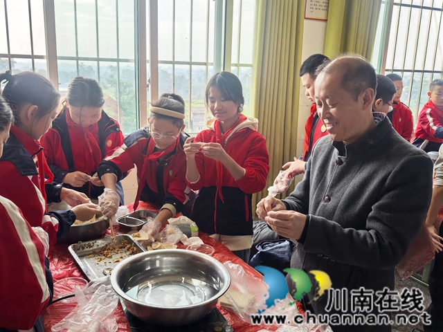 泸县天兴镇学校这场美食节火了!劳动搭台,美育唱戏(图3) 图片3.jpg