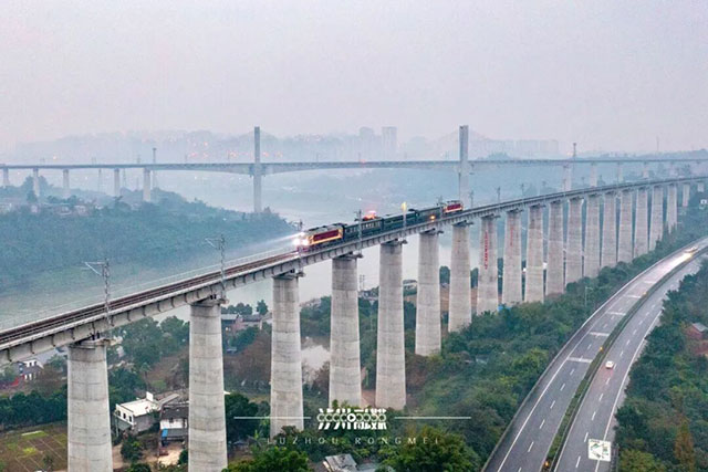 动态验收启动!隆泸叙铁路年内通车在望(图1) 1.jpg
