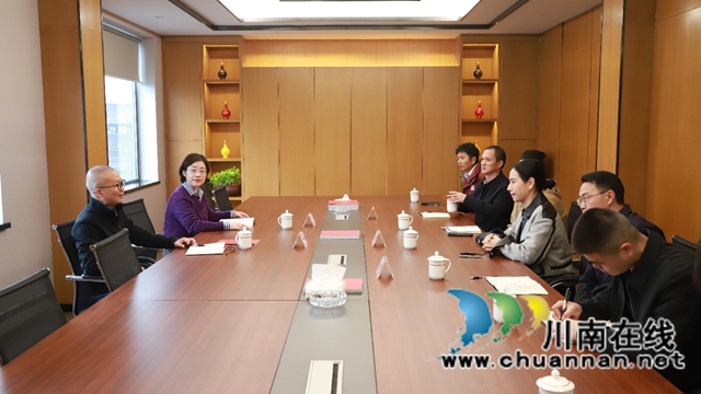 泸县政协主席吴雪松在云龙镇企业调研1.jpg