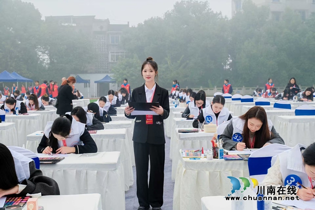 泸州市2025年美发师形象设计师职业技能竞赛盛大开幕 高规格赛事赋能酒城美业人才发展(图15) 17.jpg