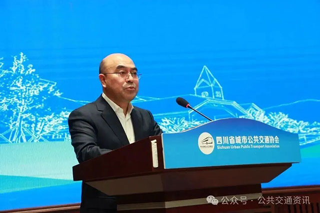 泸州公交集团获评2024年度全省公交行业先进集体(公交单位)(图2) 4.jpg