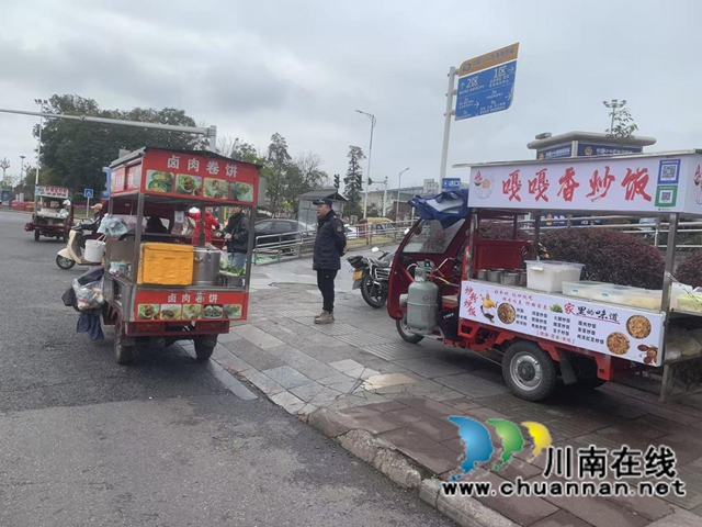 龙马潭区:聚焦四大关键领域,开展市容环境卫生综合整治行动(图5) 5.jpg