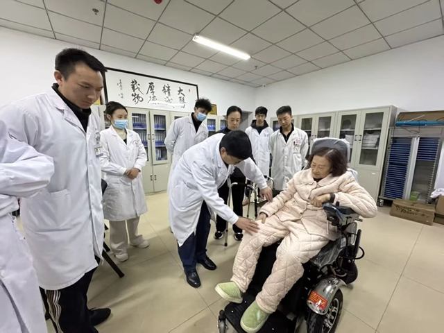 智能康复,便捷到家!泸州市人民医院助力黄舣中心卫生院打造智能化康复中心(图1) 1.jpg