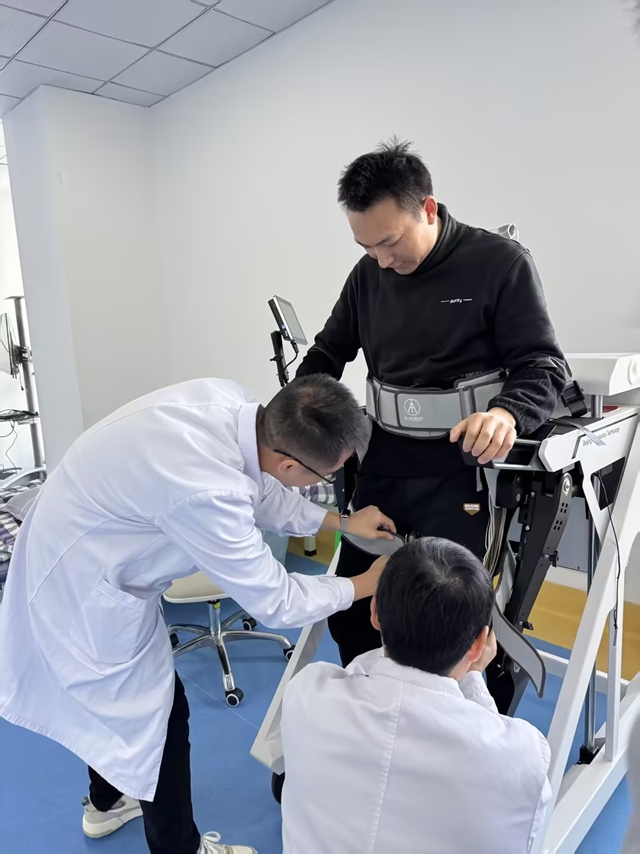 智能康复,便捷到家!泸州市人民医院助力黄舣中心卫生院打造智能化康复中心(图3) 3.jpg