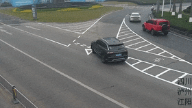 缓堵!泸州沱六桥开放预留车道,沱三桥西侧右转车道拟调整,云溪路计划修建人行天桥(图3) 六3.jpg