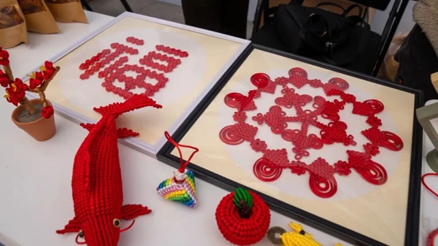 第三届亚洲综合格斗锦标赛嘉年华!今日泸州奥体开启“格斗+逛吃” 嗨皮加倍(图14) 14.jpg