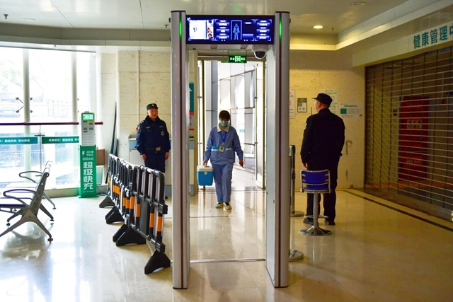 守护生命,永不停歇——西南医大附院的“春节守岁人”(图28) 28.jpg