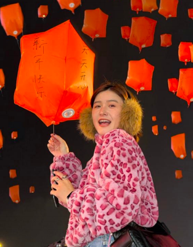 正月十五,泸州北滨公园,精彩继续→(图3) 3.jpg