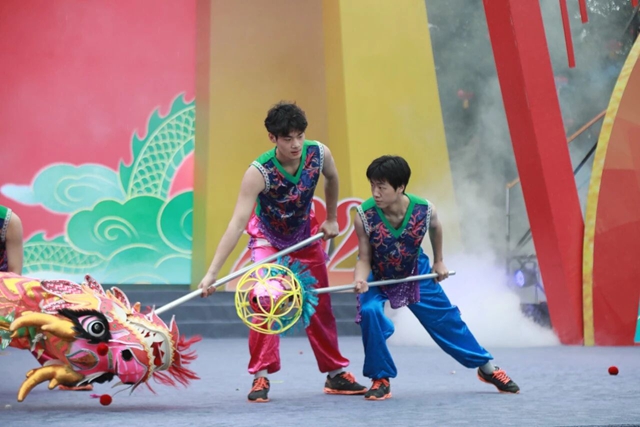 四川泸县·2026全国龙舞闹元宵活动震撼上演(图13) 13.jpg