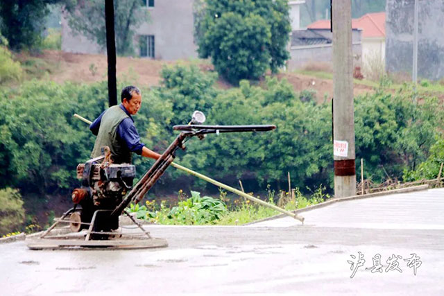 泸县乡贤捐10万+村民凑6万!这才是家乡该有的样子(图3) 3.jpg