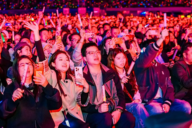 多图直击!昨晚,泸州美好生活演唱会太燃了→(图7) 7.jpg