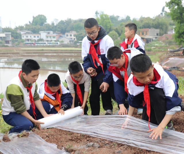 课还能这么上?龙马潭这所学校太会了→(图2) 2.jpg