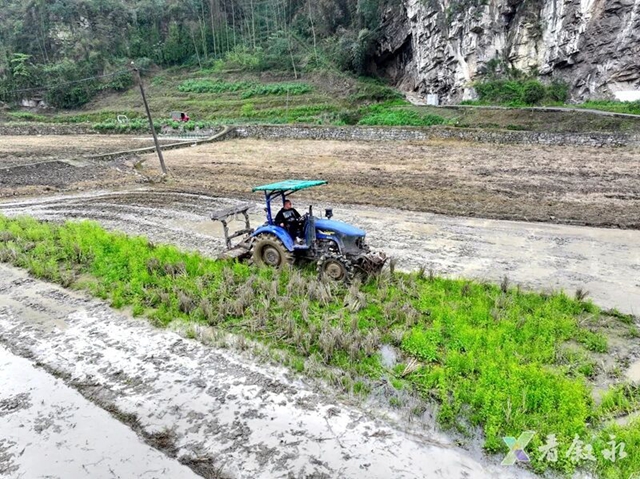 新型农机显身手  “世外桃源”叙永云山坝春耕正当时