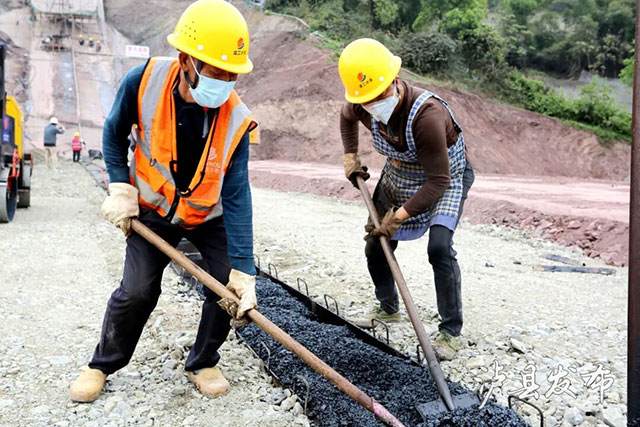 火力全开!泸县土公庙水库建设最新进展来了(图3) 3.jpg