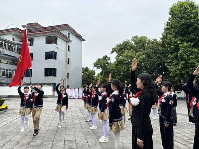 追寻·2026·清明祭英烈 | 江阳学子以青春之名,向英烈致敬(图9) 9.jpg