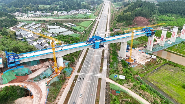 顺利合龙！绵遂资内铁路建成通车更近一步
