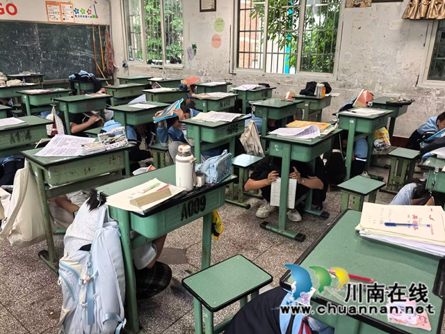 六中3.jpg