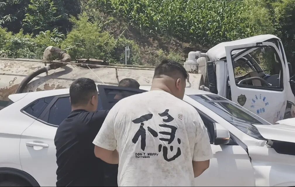 万5.jpg