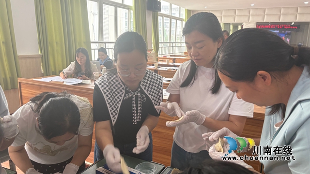 学科融合研劳动 匠心赋能促成长|纳溪区“劳智”工作室举行2026年第二次线下研修活动(图2) 2.jpg