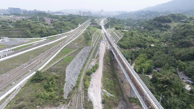 铁路2.jpg