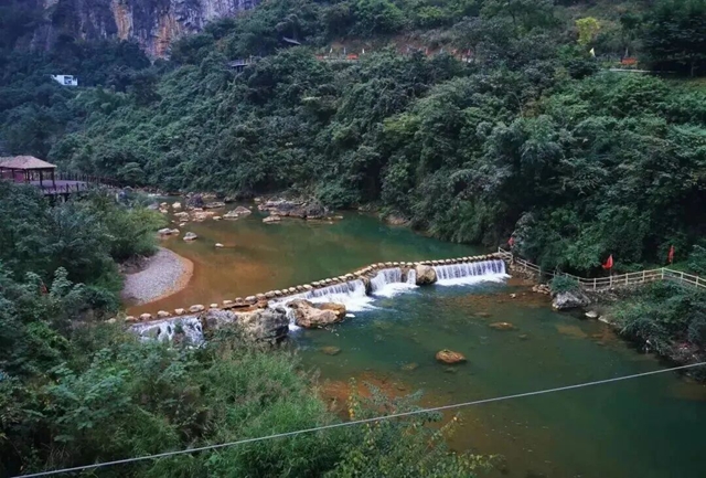 拿好准考证!高考学子暑期来泸专属福利来袭(图2) 玩2.jpg