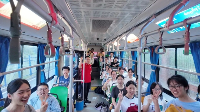 服务考生6.3万人次｜泸州公交圆满完成2026年高考运输保障任务