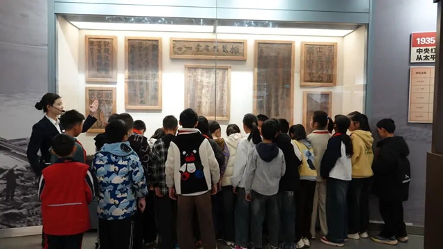 一剧“活”一城:从《四渡》看一座红色小城的“得意”之路(图5) 5.jpg