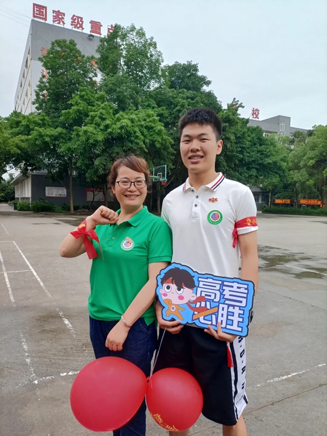 【建校育才】陈家跃:四川省优秀大学毕业生,成功签约央企(图5) 陈5.jpg