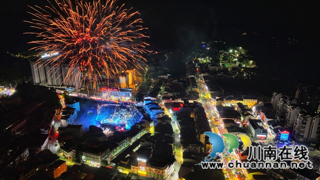 茅溪夜景 李骁 摄.jpg